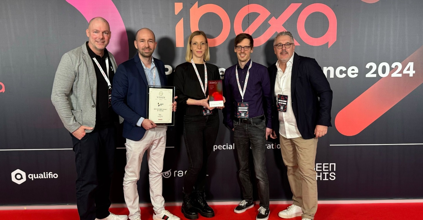 Logic Joe Teamfoto mit Ibexa Award