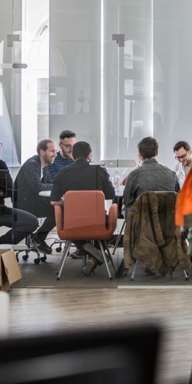 Logic Joe Team Meeting im Konferenzraum