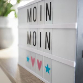 Letterbox mit Moin Moin Schriftzug