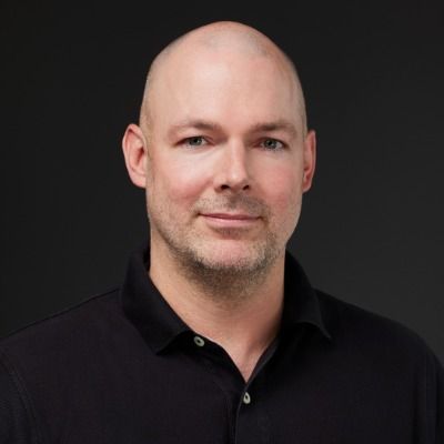 Torsten_Photo_web.jpg